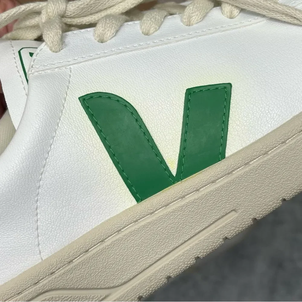 Veja Urca CWL White Emerald 40